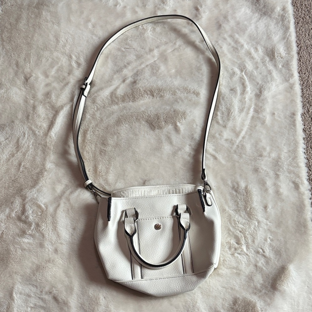 Steve Madden White Shoulder Bag